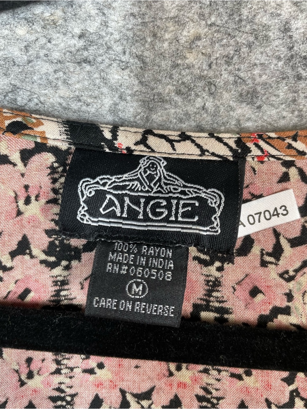 Angie Floral Boho Kimono Cardigan Black Pink Festival Resort Layering Size M - Picture 10 of 14